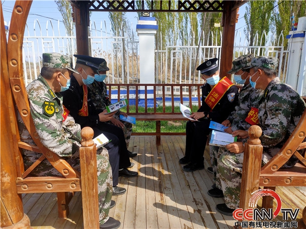  新疆：伊犁莫乎尔边境派出所开展边防政策法规宣传活动