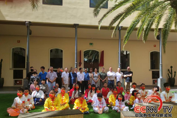 西班牙加纳利群岛中国文化艺术节隆重开幕